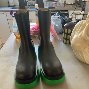 Bottega Veneta Flash boots in Black Grass